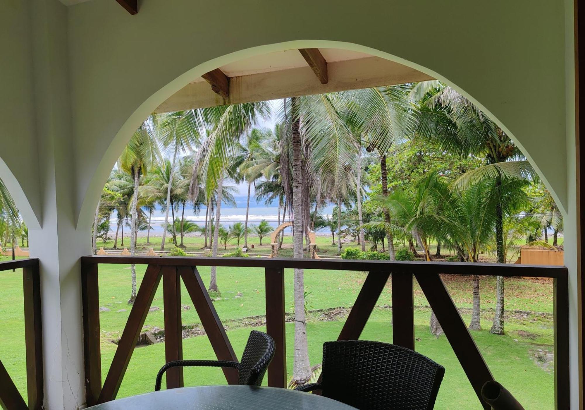 Marenaz Oceanfront Resort Esterillos Este Buitenkant foto